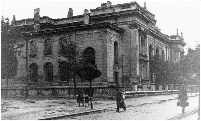 The German Synagogue in the Czestochowa ghetto, which was later destroyed